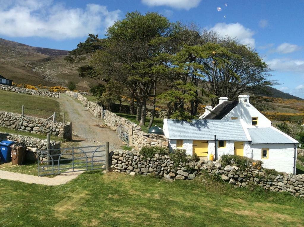 Stunning Views At Ballagh Cottage Newcastle Ньюкасл Экстерьер фото