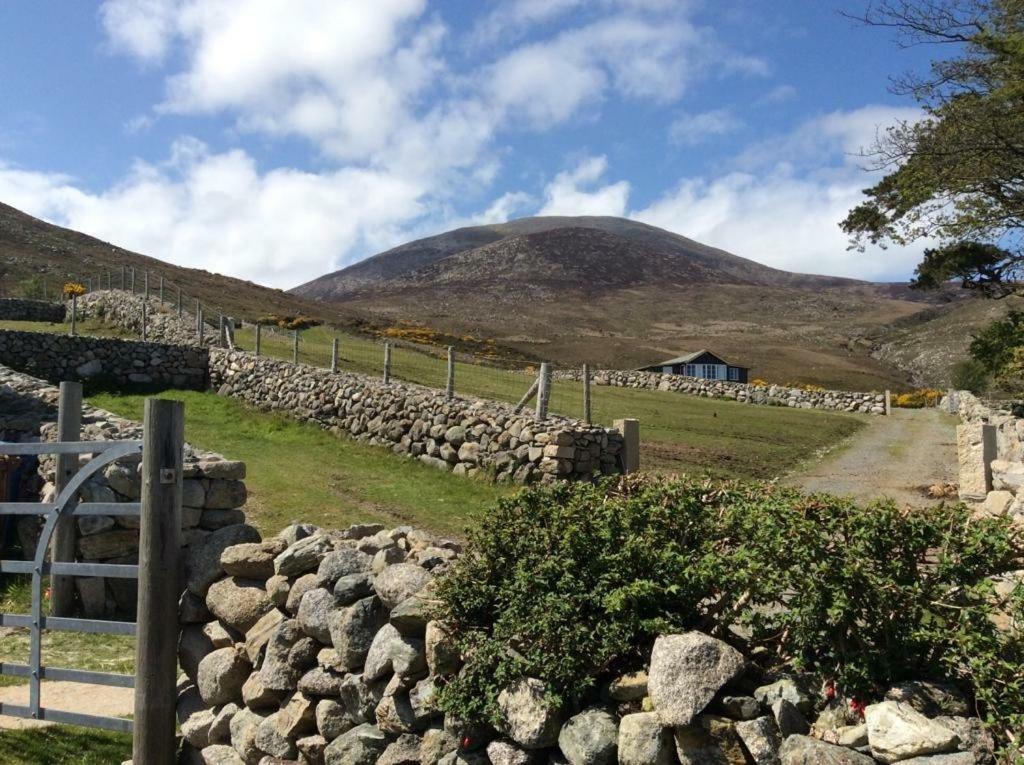 Stunning Views At Ballagh Cottage Newcastle Ньюкасл Экстерьер фото