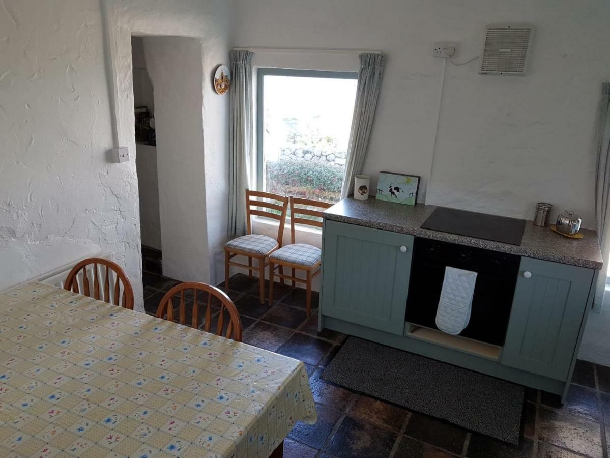Stunning Views At Ballagh Cottage Newcastle Ньюкасл Экстерьер фото